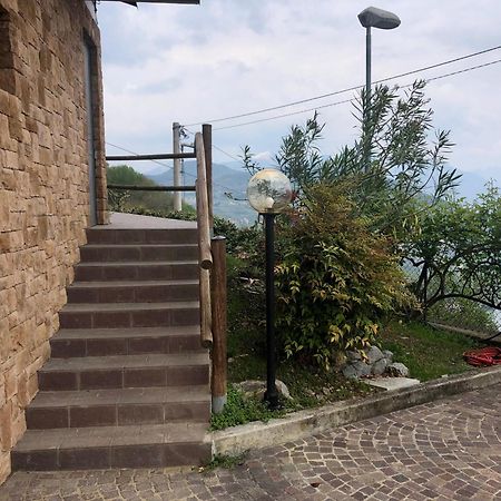 La Casa Di Rose Villa Fonteno Exterior foto