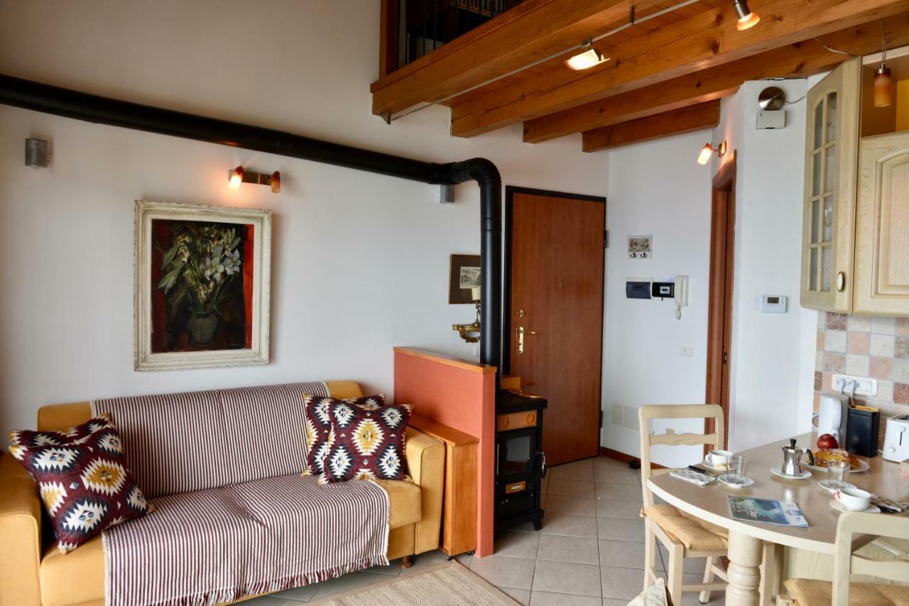 La Casa Di Rose Villa Fonteno Exterior foto
